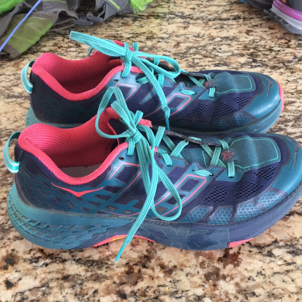 Hoka speedgoats